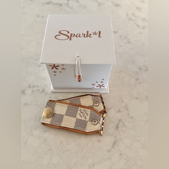 Spark*l Bands Louis Vuitton Damier Azur Bow Band, XS, Apple Watch Band 38/40mm - Picture 4 of 15